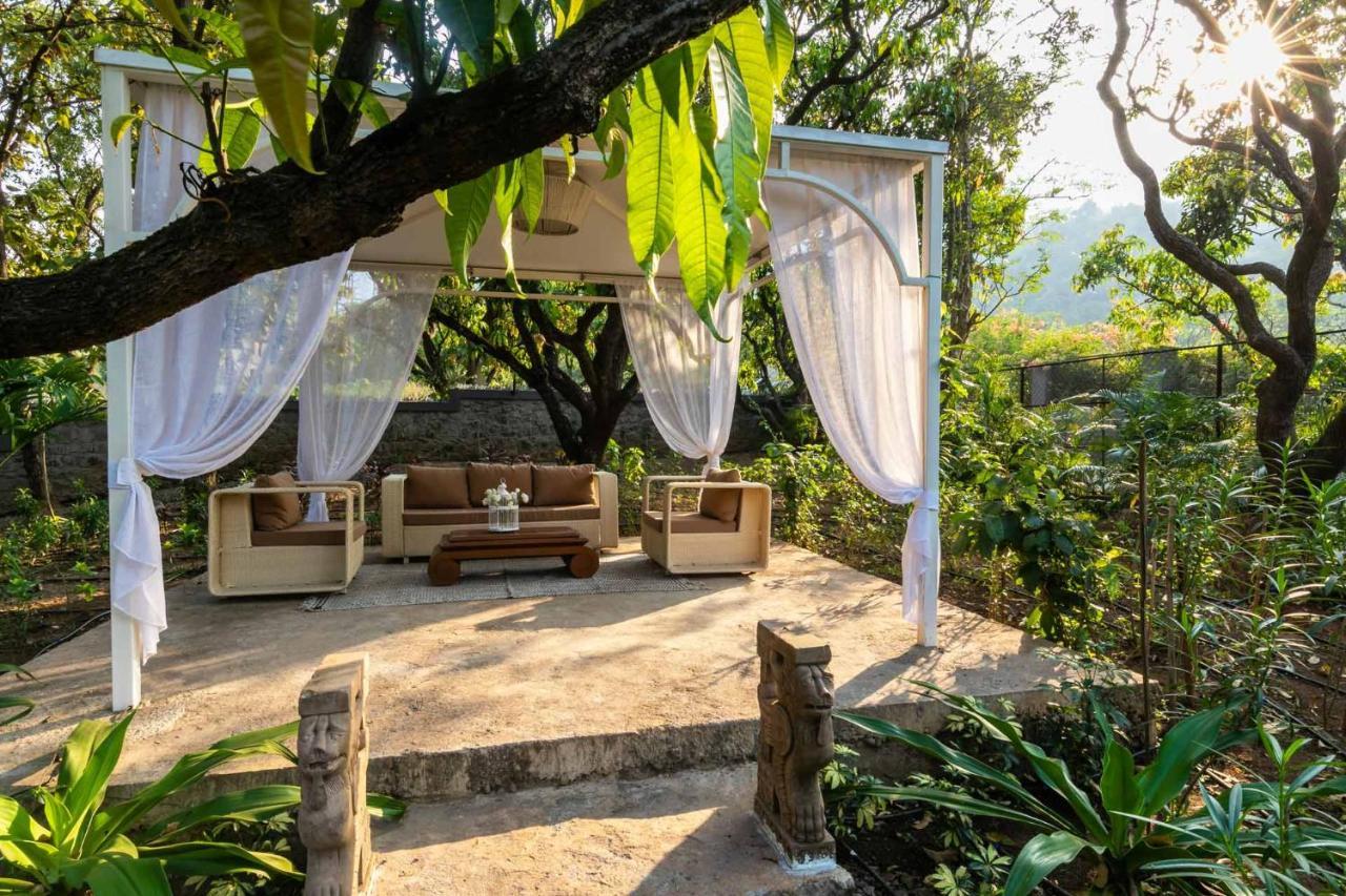 Stayvista At The Charcoal Villa Luxury Collection Alībāg Zewnętrze zdjęcie