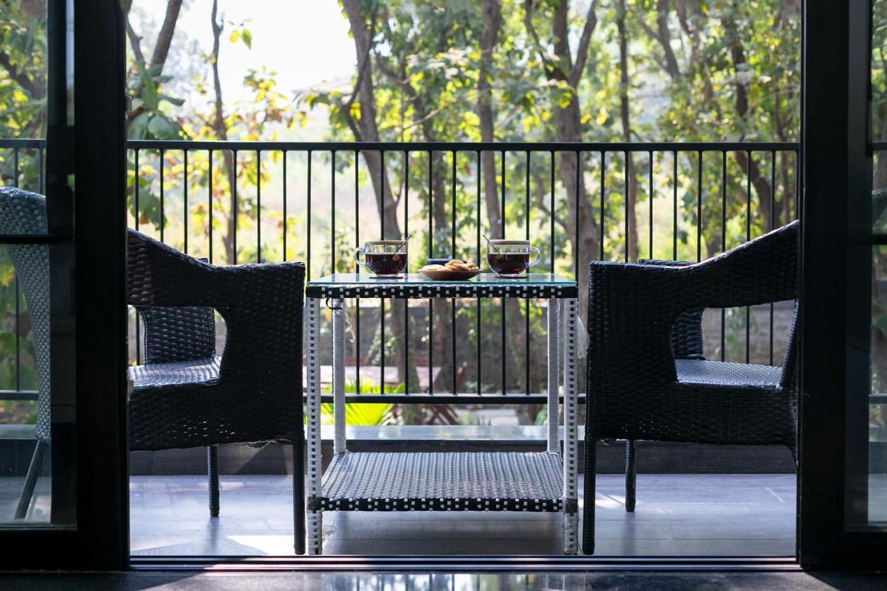 Stayvista At The Charcoal Villa Luxury Collection Alībāg Zewnętrze zdjęcie
