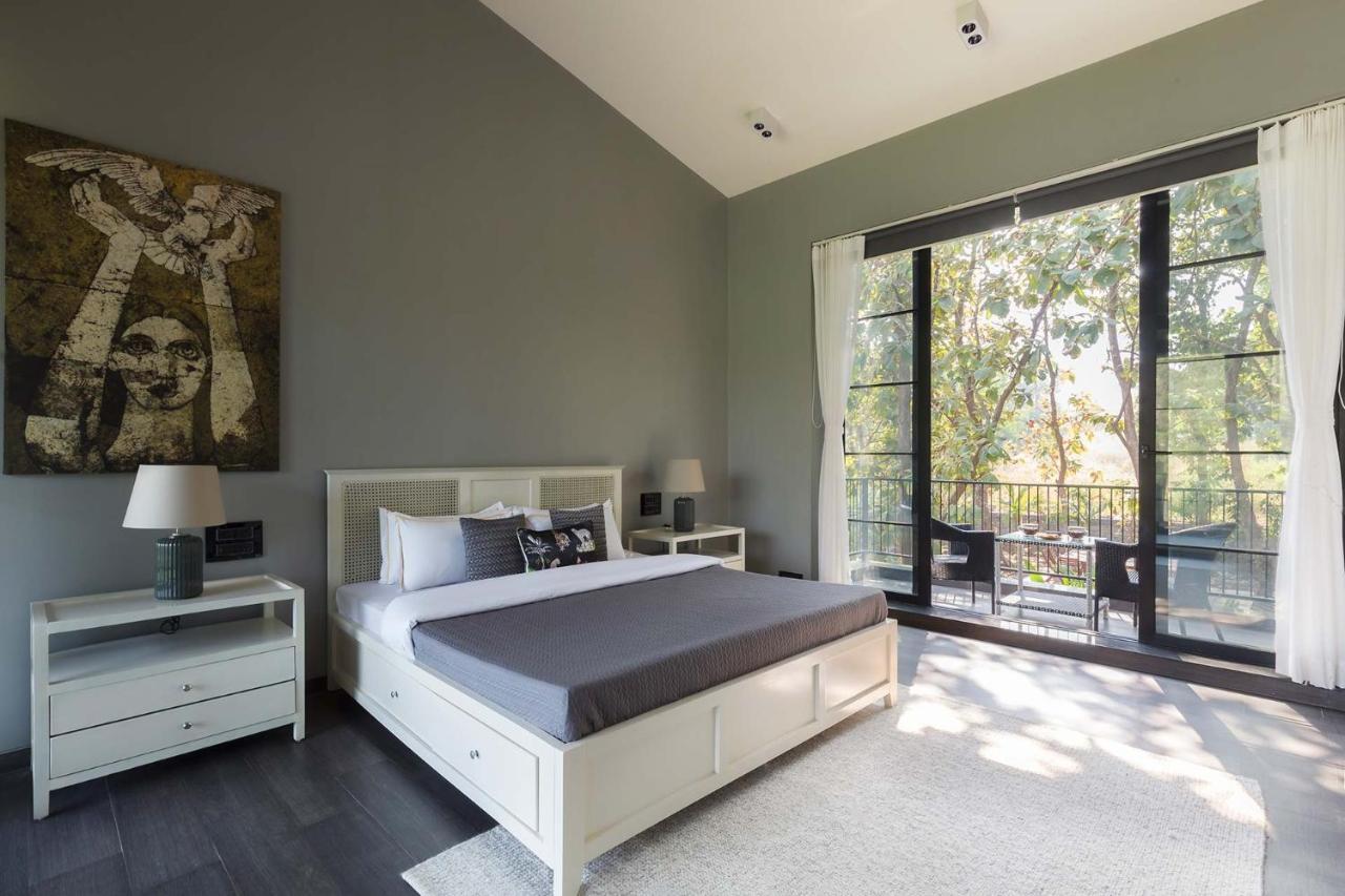 Stayvista At The Charcoal Villa Luxury Collection Alībāg Zewnętrze zdjęcie