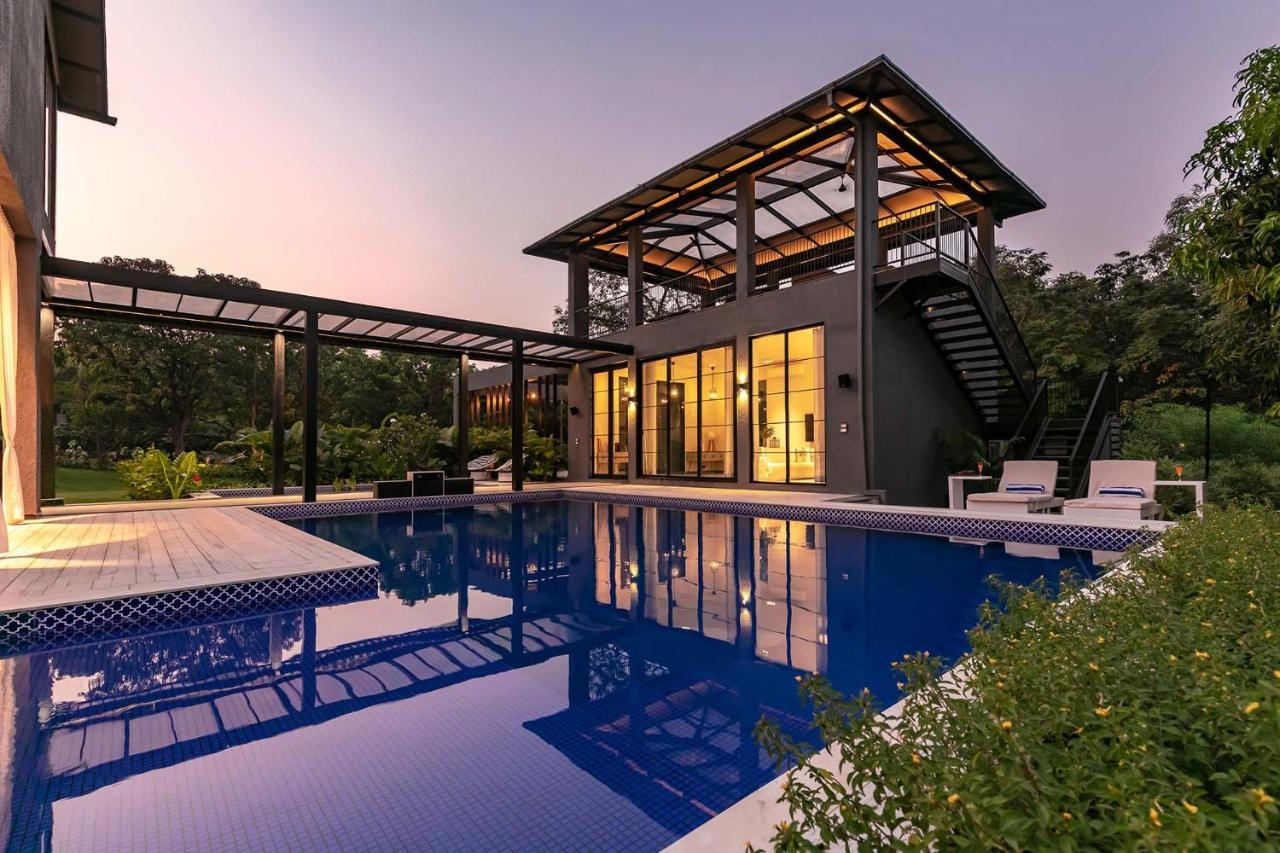 Stayvista At The Charcoal Villa Luxury Collection Alībāg Zewnętrze zdjęcie
