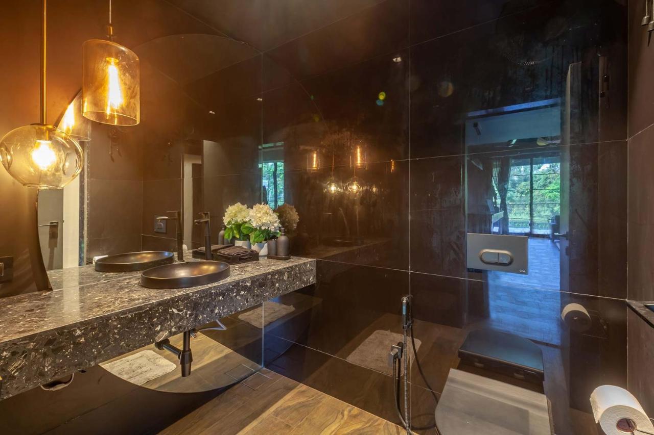 Stayvista At The Charcoal Villa Luxury Collection Alībāg Zewnętrze zdjęcie