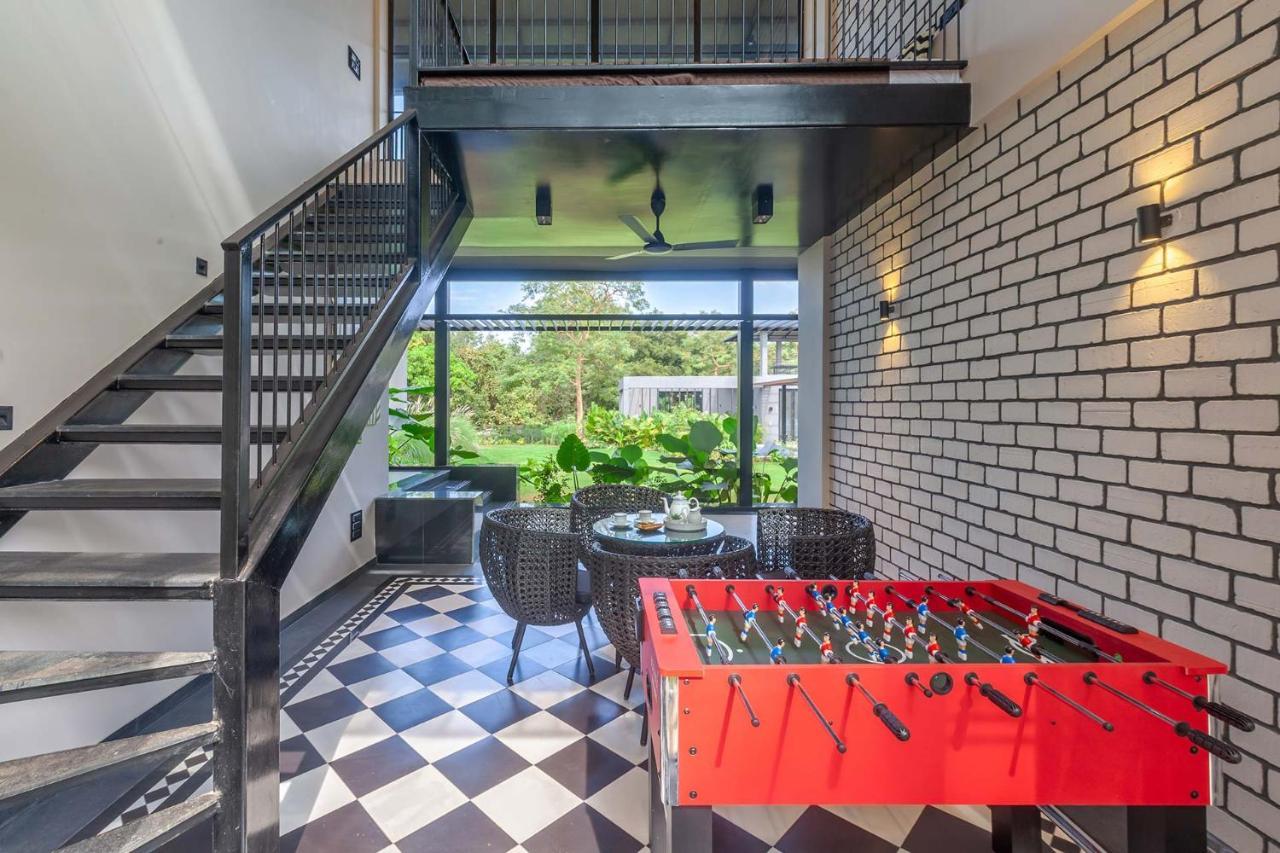 Stayvista At The Charcoal Villa Luxury Collection Alībāg Zewnętrze zdjęcie